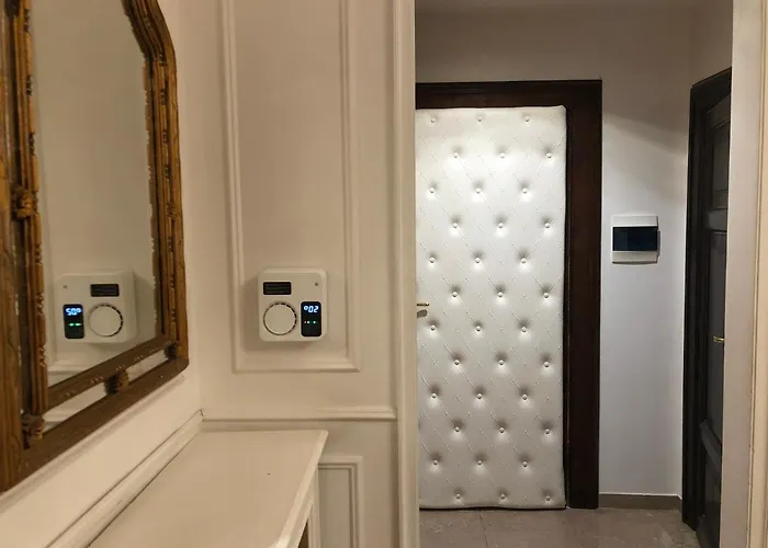Navona Konukevi 4*