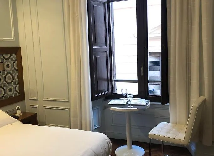 Navona Konukevi 4*