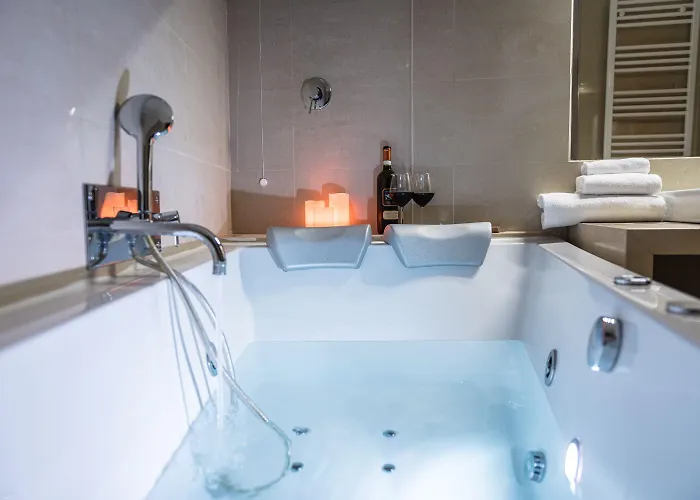 Konukevi Navona 4*